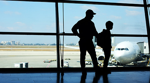 Navigating-Air-Travel-With-Children-With-Autism-stride-autism-centers_thubnail